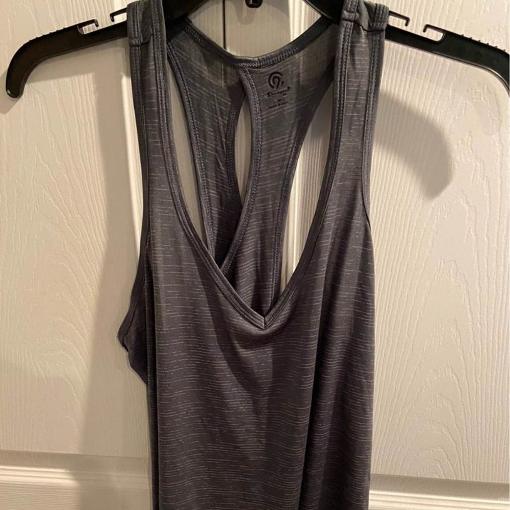 Women's workout tank